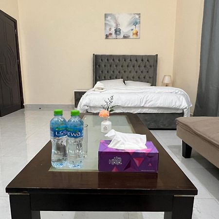 Cozy Private Studio Apartment Near Airport Abu Dhabi Exteriör bild