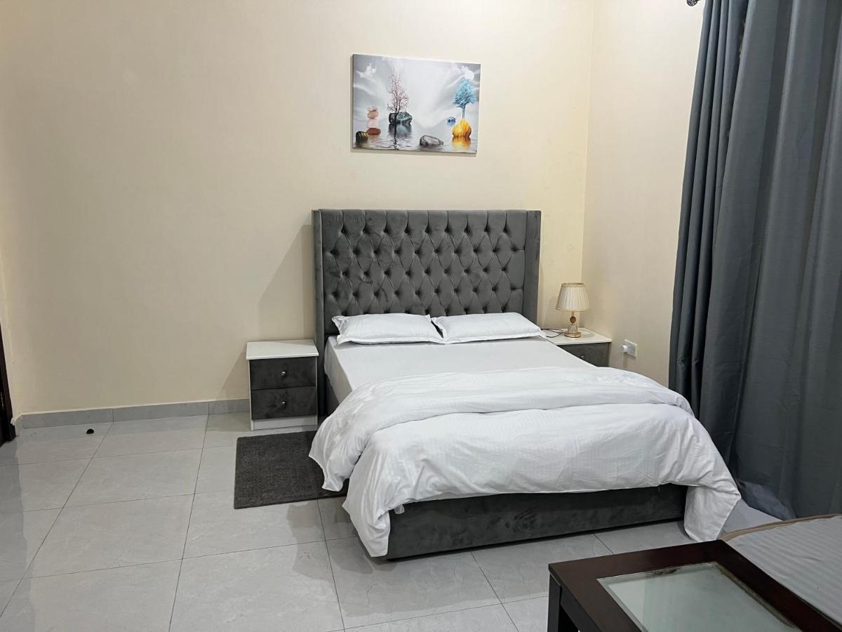 Cozy Private Studio Apartment Near Airport Abu Dhabi Exteriör bild