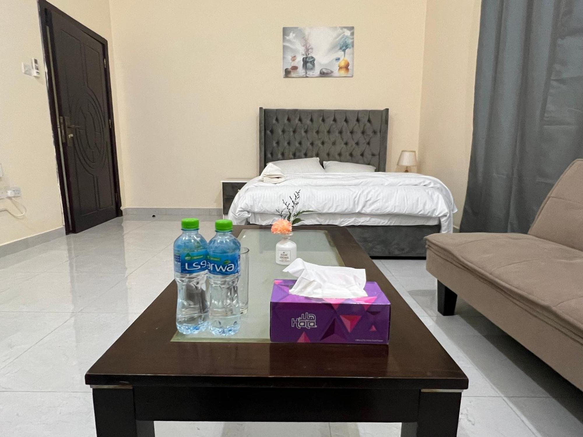 Cozy Private Studio Apartment Near Airport Abu Dhabi Exteriör bild